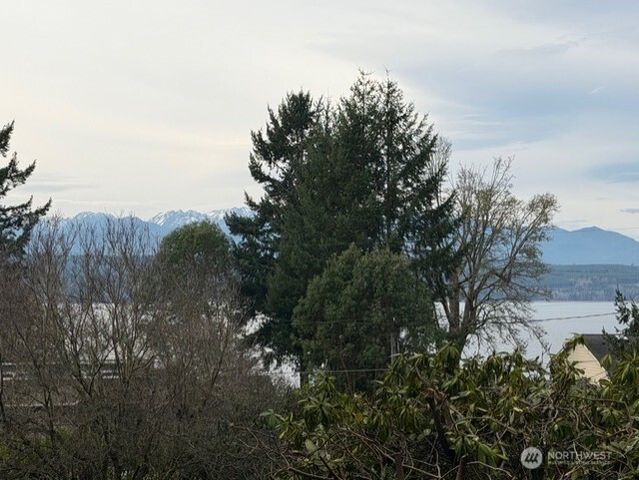 2560 NW Canal View Way, Poulsbo, WA 98370