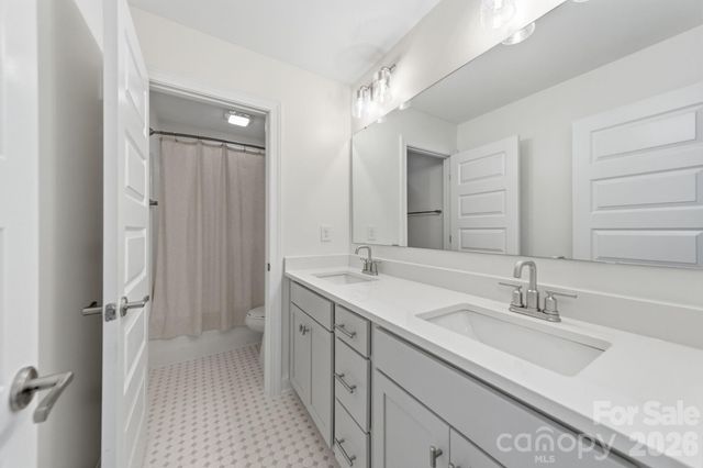 2073 Sabra Street, Gastonia, NC 28054