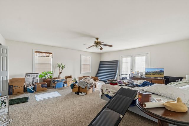 2440 Levee Way, Sevierville, TN 37876