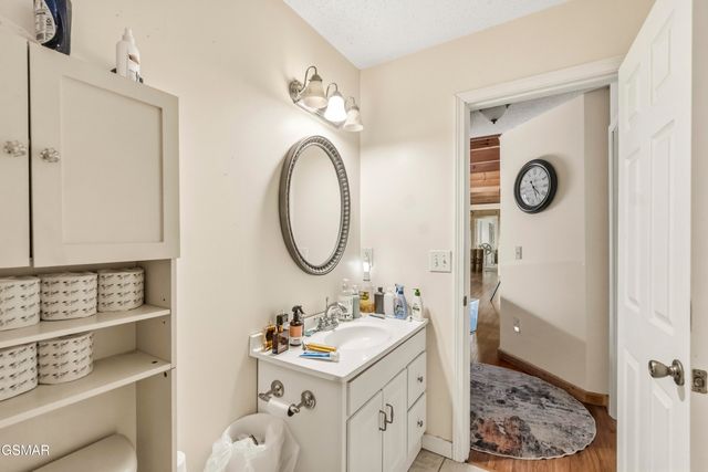 2440 Levee Way, Sevierville, TN 37876