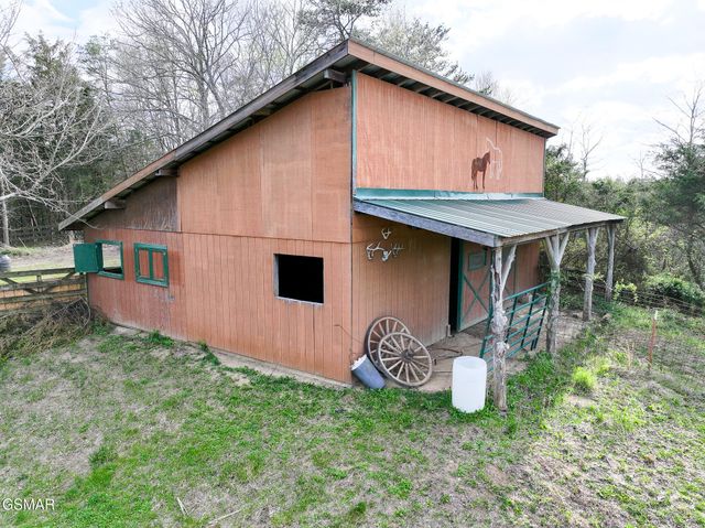 2440 Levee Way, Sevierville, TN 37876