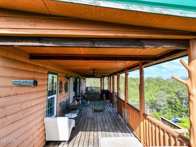 2440 Levee Way, Sevierville, TN 37876