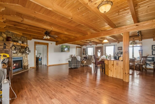 2440 Levee Way, Sevierville, TN 37876