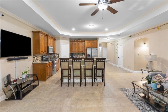 502 Ritchey Street, Gainesville, TX 76240