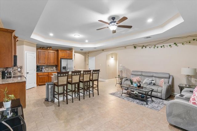502 Ritchey Street, Gainesville, TX 76240