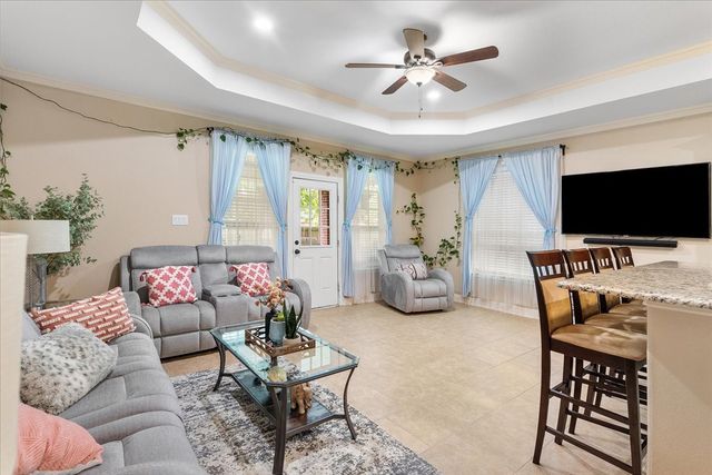 502 Ritchey Street, Gainesville, TX 76240