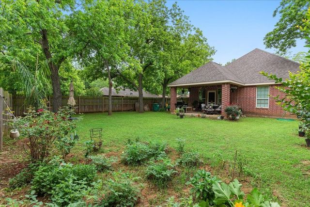 502 Ritchey Street, Gainesville, TX 76240