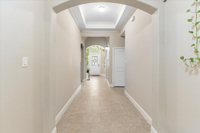 502 Ritchey Street, Gainesville, TX 76240