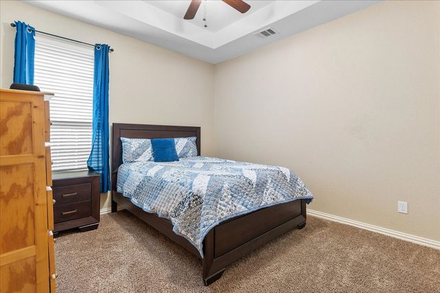 502 Ritchey Street, Gainesville, TX 76240