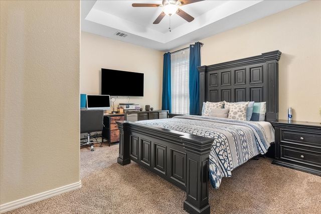 502 Ritchey Street, Gainesville, TX 76240