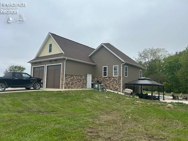 4718 Brushwood Road, Wakeman, OH 44889