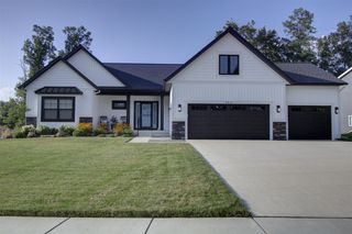 4821 Honeycrisp Drive, Rockford, MI 49341