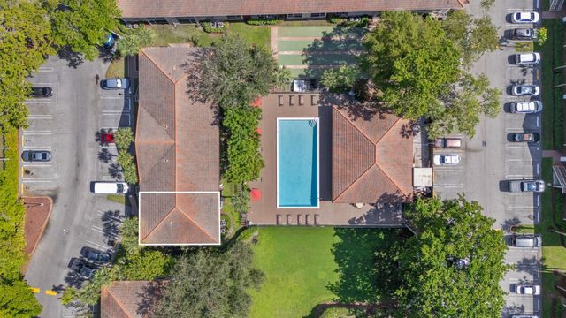 8800 Royal Palm Blvd 204-1, Coral Springs, FL 33065