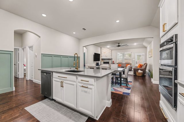 2815 Hackberry Creek Trail, Celina, TX 75078