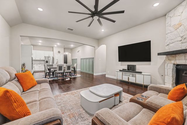 2815 Hackberry Creek Trail, Celina, TX 75078