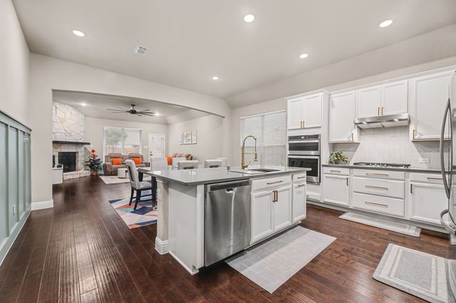 2815 Hackberry Creek Trail, Celina, TX 75078