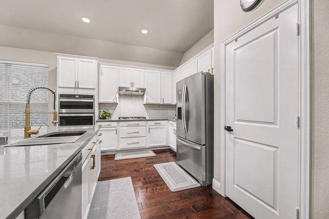 2815 Hackberry Creek Trail, Celina, TX 75078