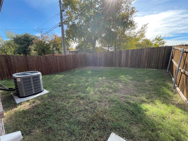 8115 Tanner Avenue, Fort Worth, TX 76116