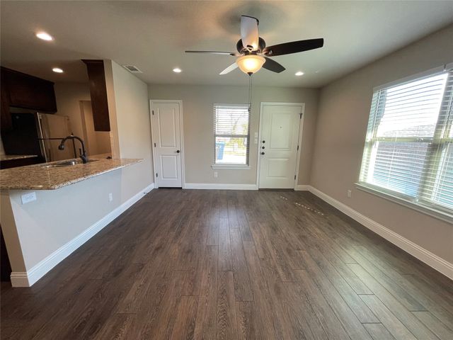 8115 Tanner Avenue, Fort Worth, TX 76116