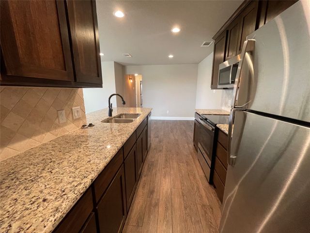 8115 Tanner Avenue, Fort Worth, TX 76116