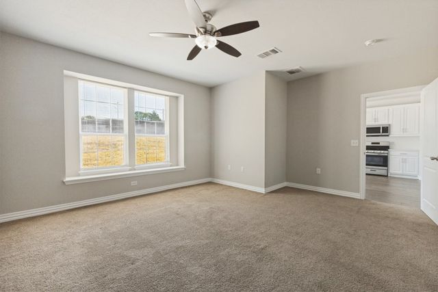 612 S Moore Street, Dallas, TX 75203
