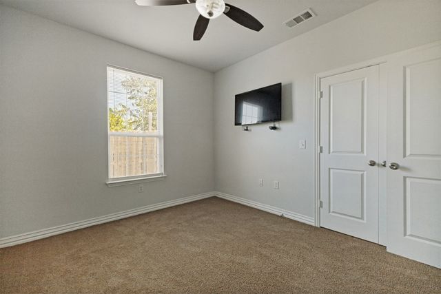 612 S Moore Street, Dallas, TX 75203
