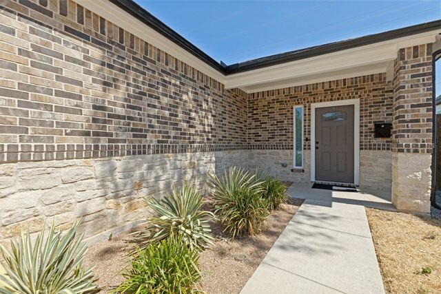 612 S Moore Street, Dallas, TX 75203