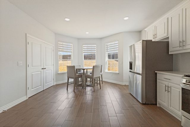 612 S Moore Street, Dallas, TX 75203
