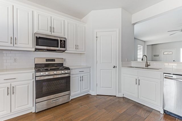 612 S Moore Street, Dallas, TX 75203