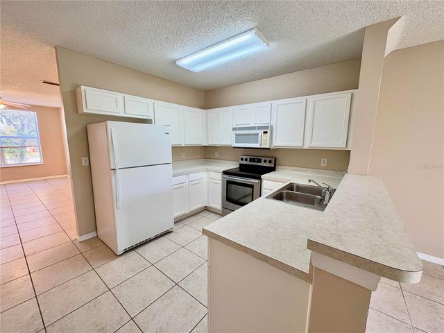 6002 OSPREY LAKE CIRCLE, Riverview, FL 33578