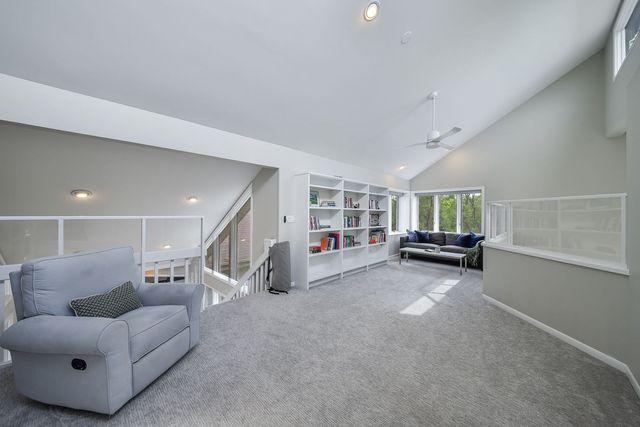 2103 Pebble Creek Drive, Lisle, IL 60532