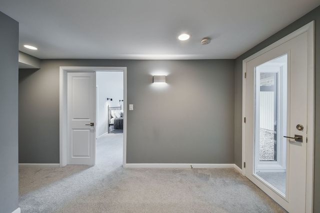 2103 Pebble Creek Drive, Lisle, IL 60532