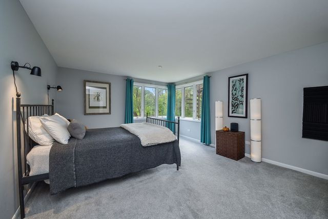 2103 Pebble Creek Drive, Lisle, IL 60532