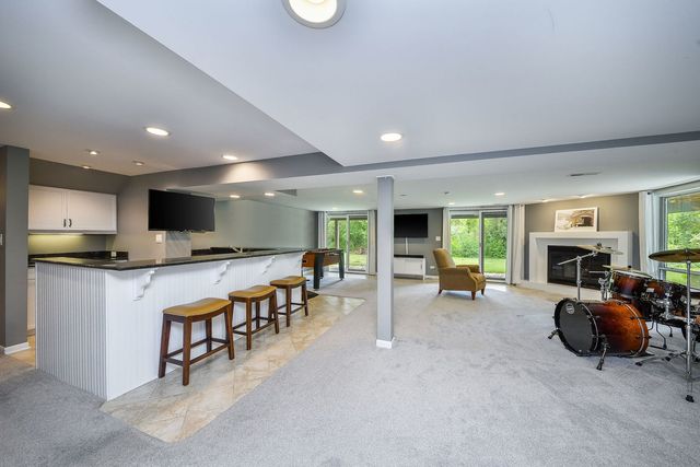 2103 Pebble Creek Drive, Lisle, IL 60532