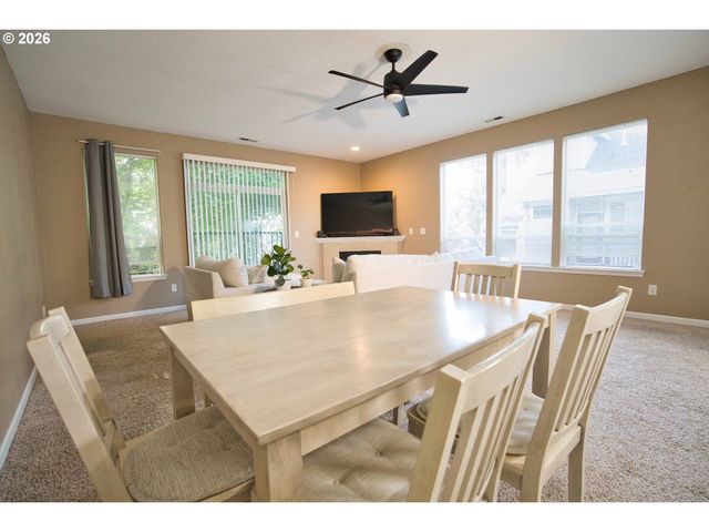 2838 CHARLIE Ct, Forest Grove, OR 97116