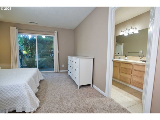 2838 CHARLIE Ct, Forest Grove, OR 97116