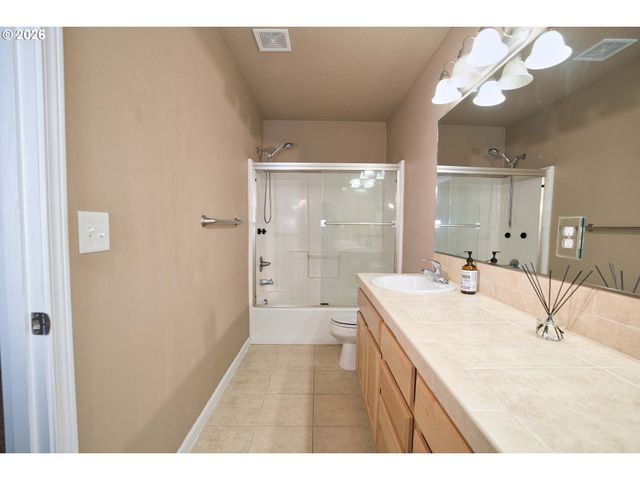 2838 CHARLIE Ct, Forest Grove, OR 97116