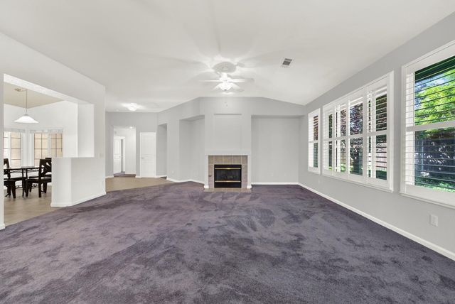 69 Reynolds Way, Lodi, CA 95242