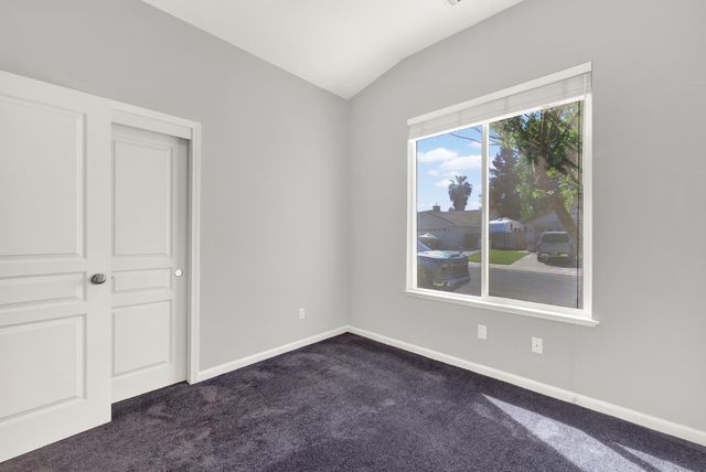 69 Reynolds Way, Lodi, CA 95242