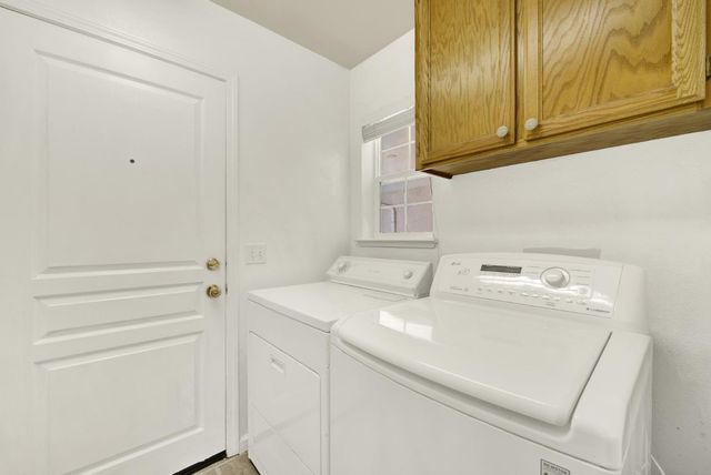 69 Reynolds Way, Lodi, CA 95242