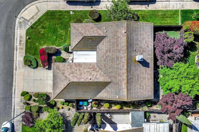 69 Reynolds Way, Lodi, CA 95242