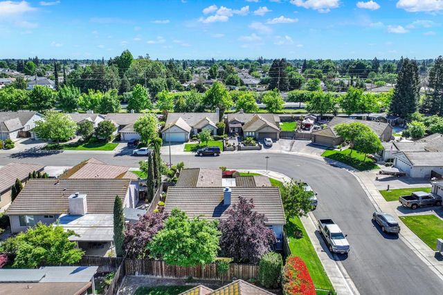 69 Reynolds Way, Lodi, CA 95242