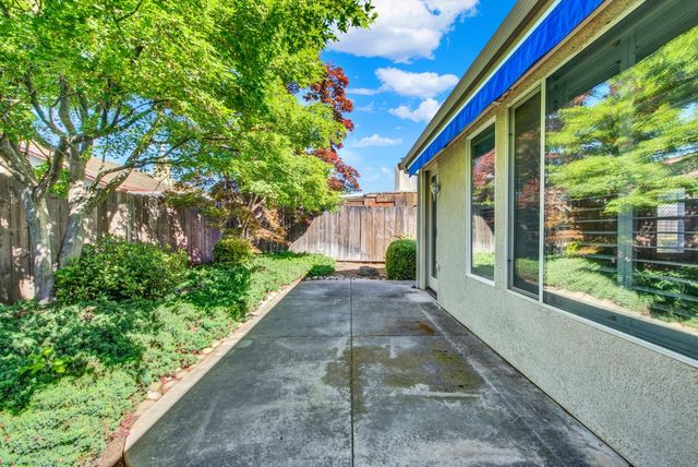 69 Reynolds Way, Lodi, CA 95242