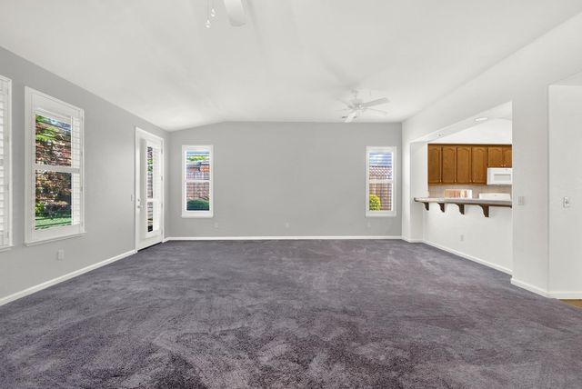 69 Reynolds Way, Lodi, CA 95242