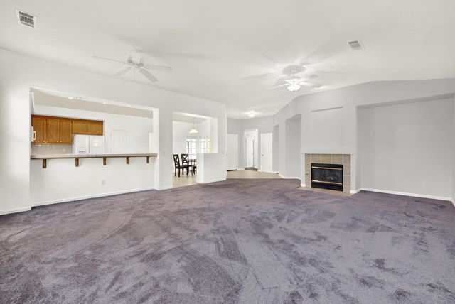 69 Reynolds Way, Lodi, CA 95242