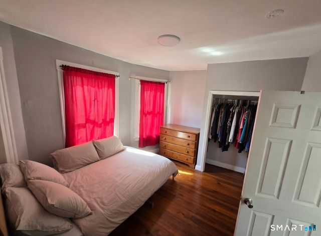 32-34 Elmwood Avenue, Bridgeport, CT 06605