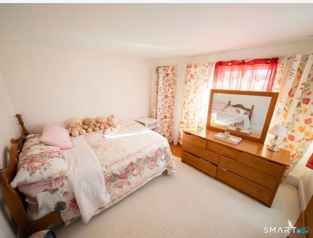 32-34 Elmwood Avenue, Bridgeport, CT 06605