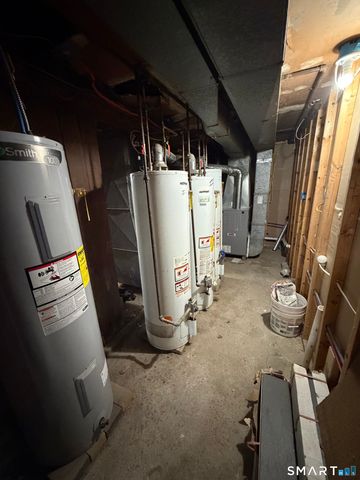 32-34 Elmwood Avenue, Bridgeport, CT 06605