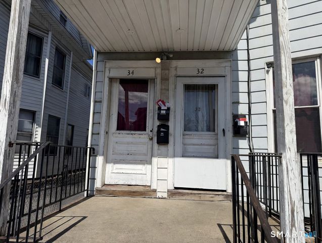 32-34 Elmwood Avenue, Bridgeport, CT 06605
