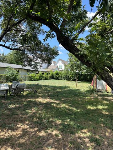 1106 Justin LN, Austin, TX 78757